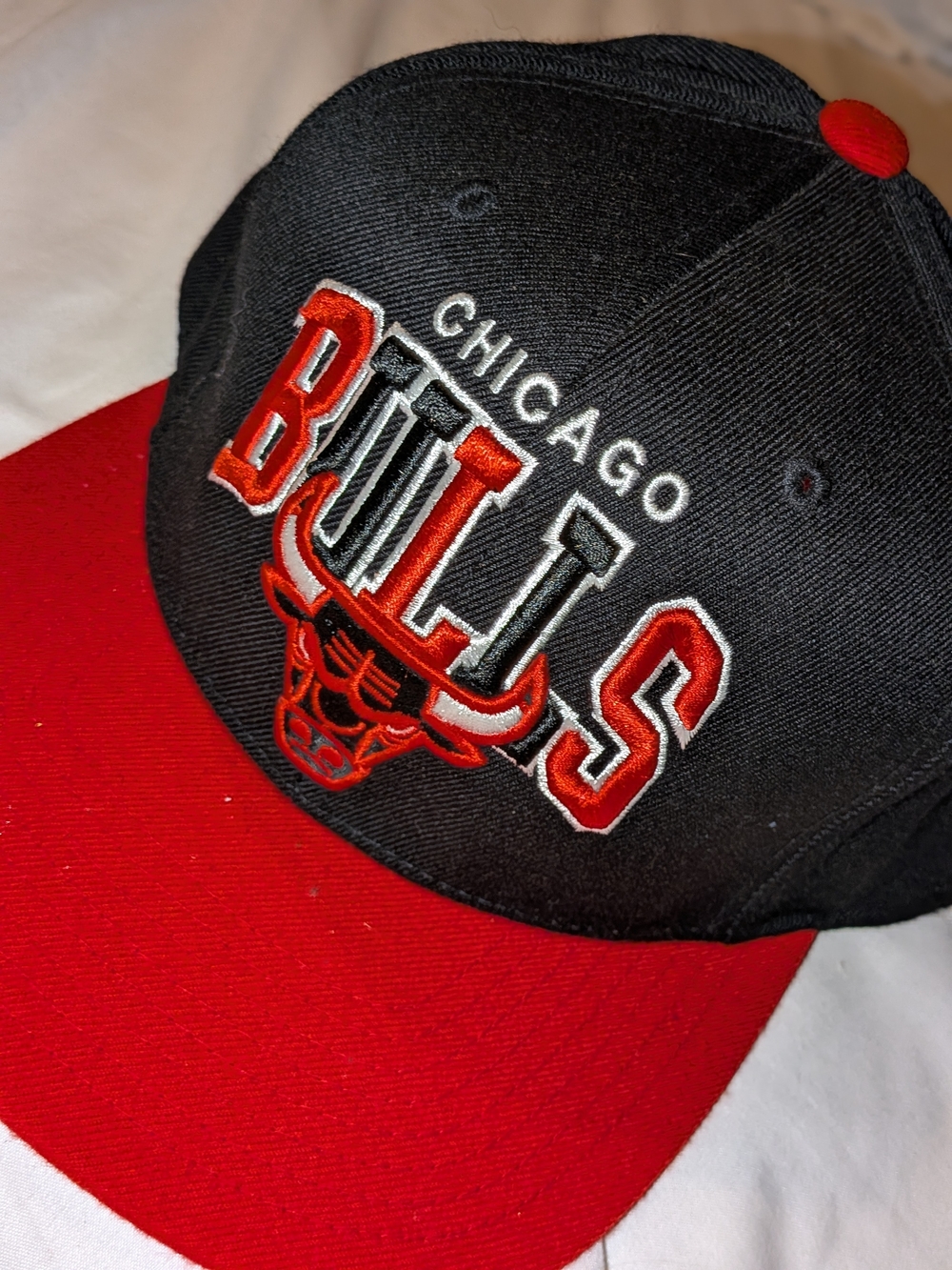 Mitchell & Ness Chicago Bulls Black and Red Snapback Hat